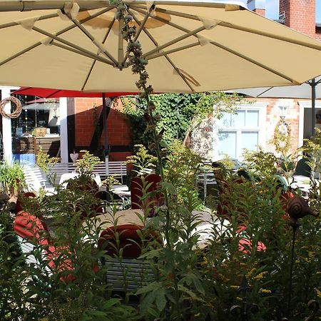 Hotel Garni Zur Linde Hitzacker Esterno foto