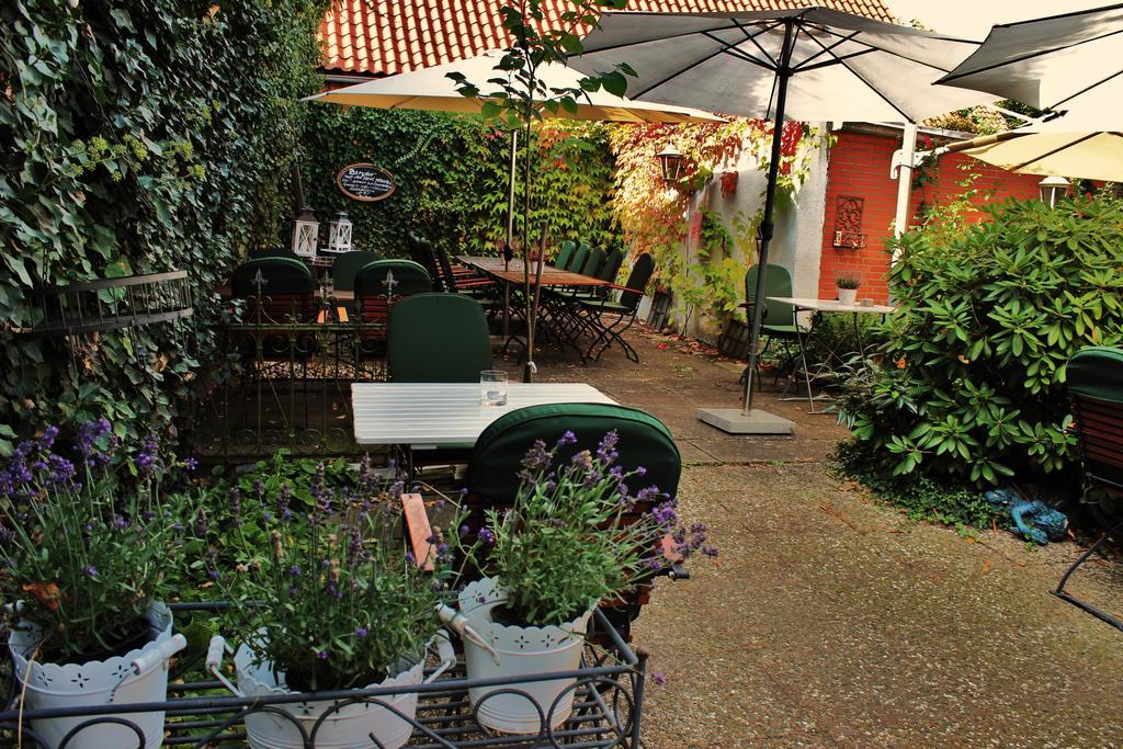 Hotel Garni Zur Linde Hitzacker Esterno foto